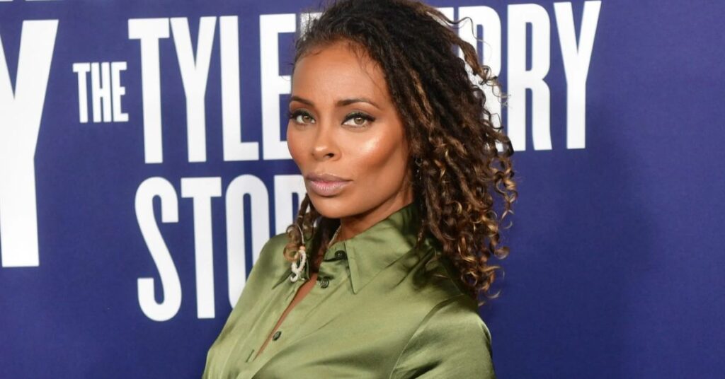 Celebrity Doppelgängers and Look-Alikes